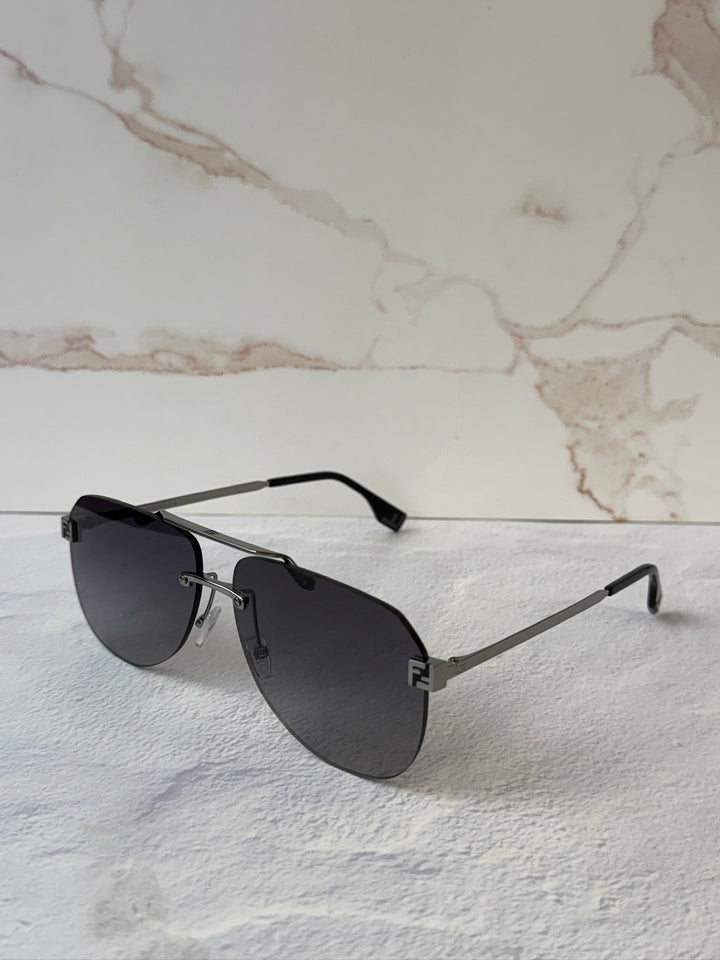 Fendi FE40115U Sky Aviator Sunglasses in Silver