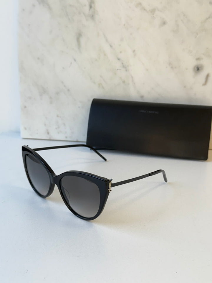 Saint Laurent SLM48S_A/K gafas de sol estilo ojo de gato en negro