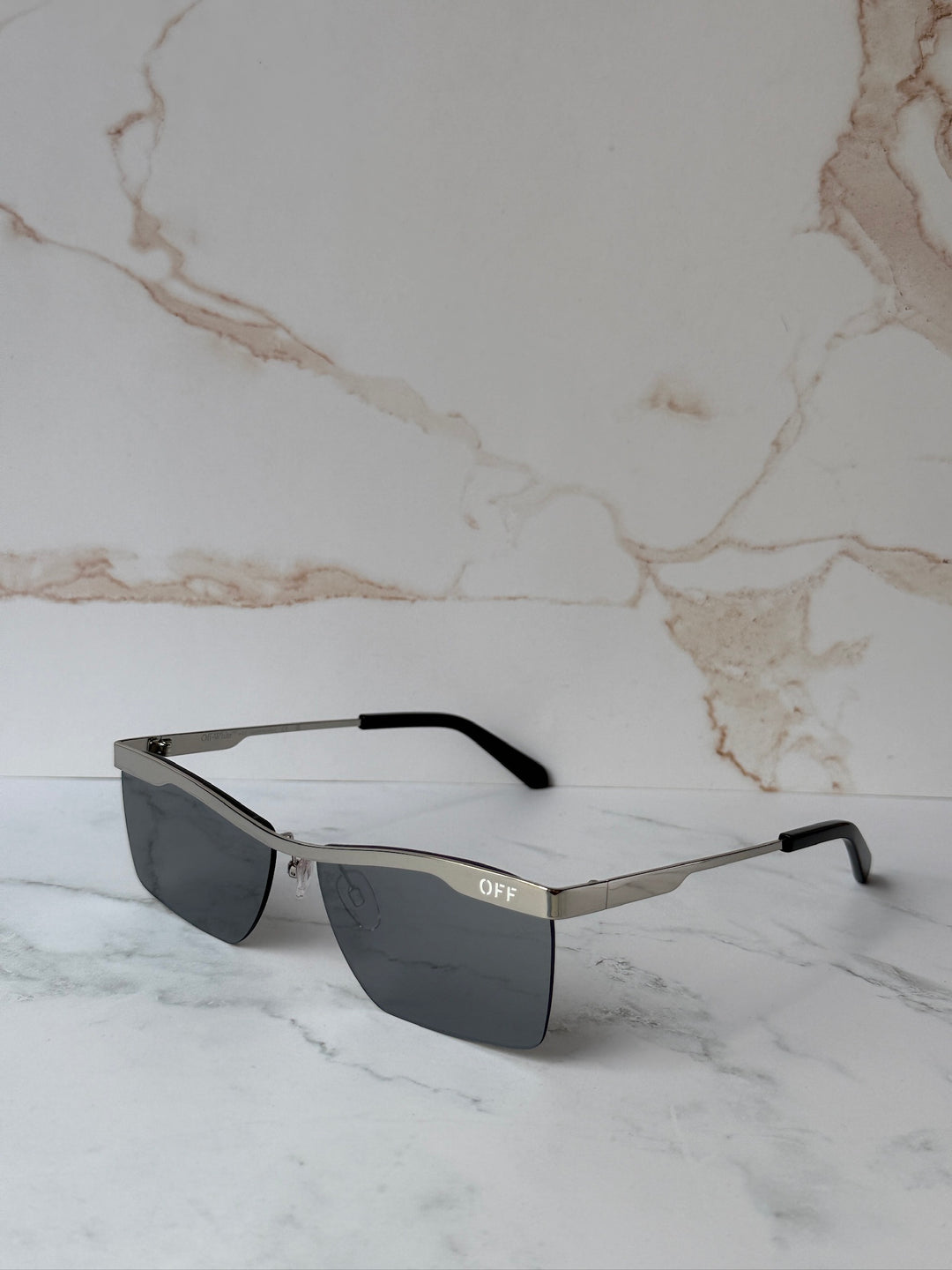 Off White Rimini Metal Sunglasses in Silver Mirror