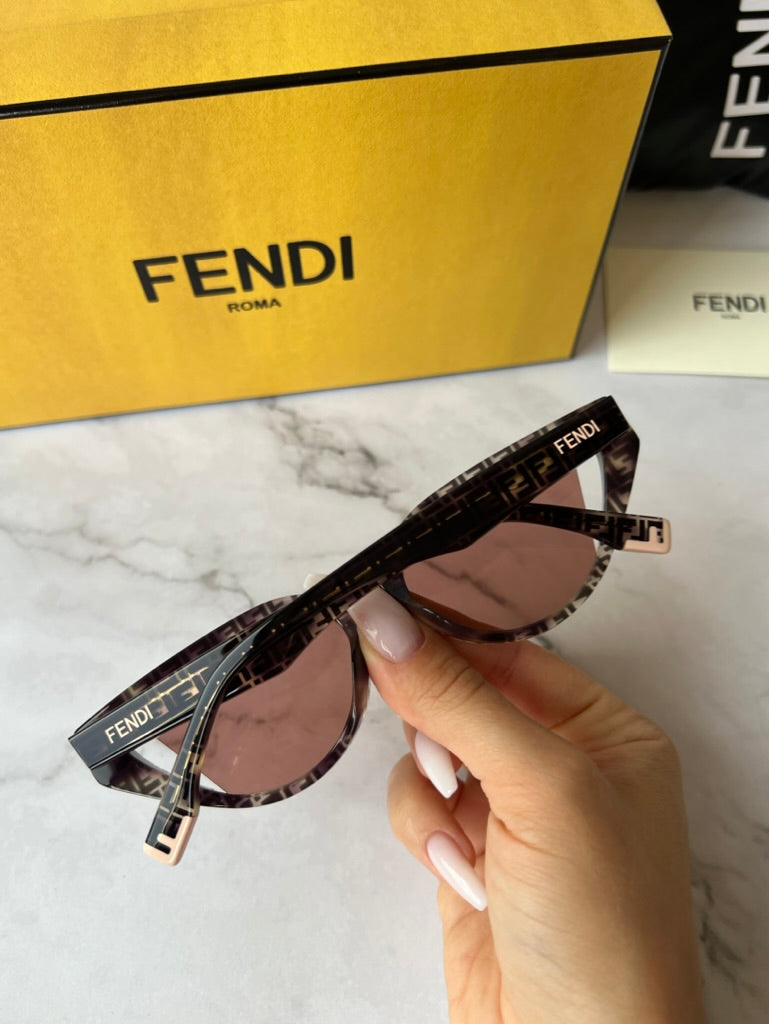 Fendi FE40009I Logo Cat Eye Sunglasses