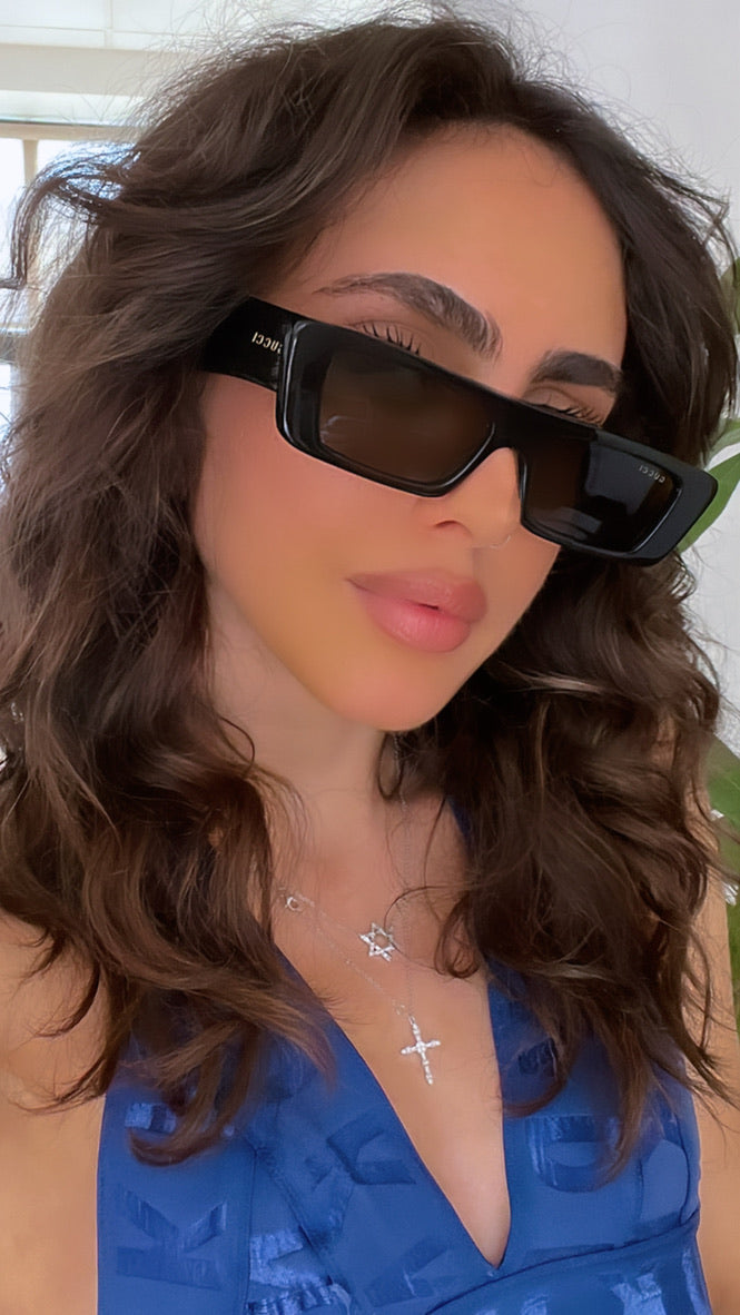 Gucci GG1331S Gafas de sol negras delgadas 