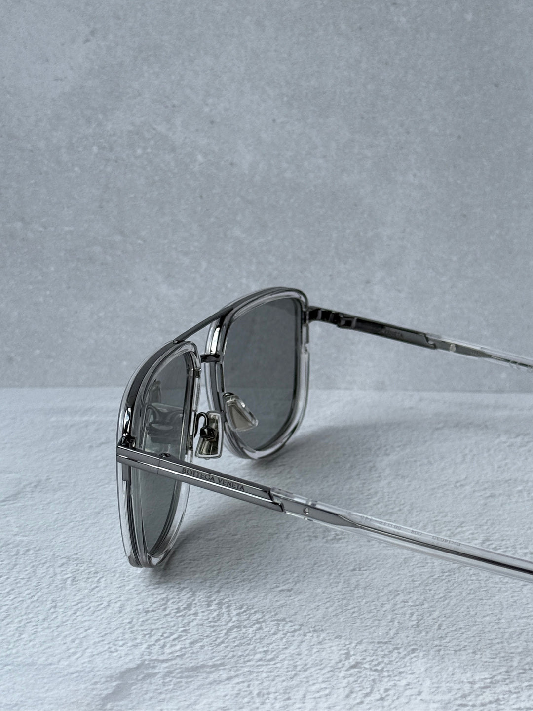 Bottega Veneta BV1463S Squared Aviator Sunglasses in Grey