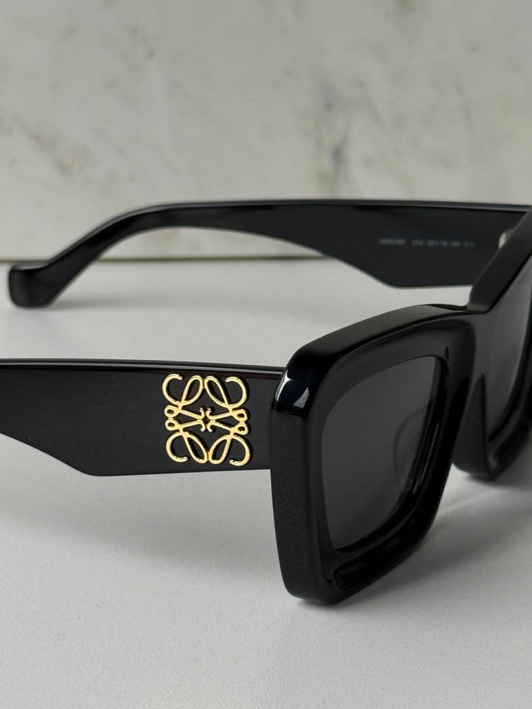 Loewe LW40145F Cat Eye Sunglasses in Black