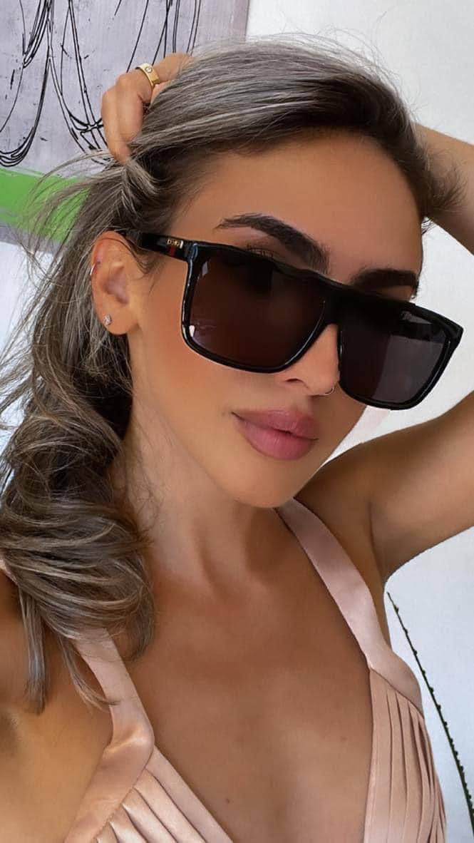 Gafas de sol rectangulares unisex Gucci GG0748S en negro