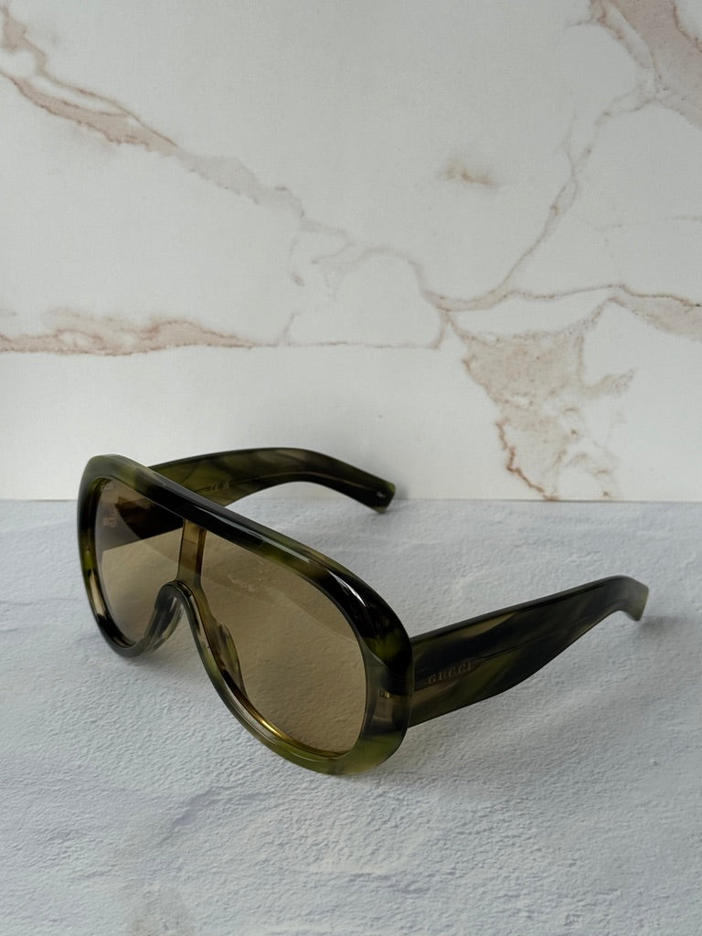 Gucci GG2164S Oversized Aviator Sunglasses in Green