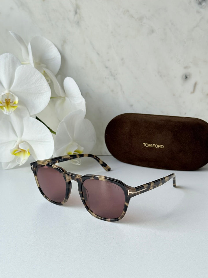 Tom Ford Sari FT0690 Gafas de sol polarizadas negras