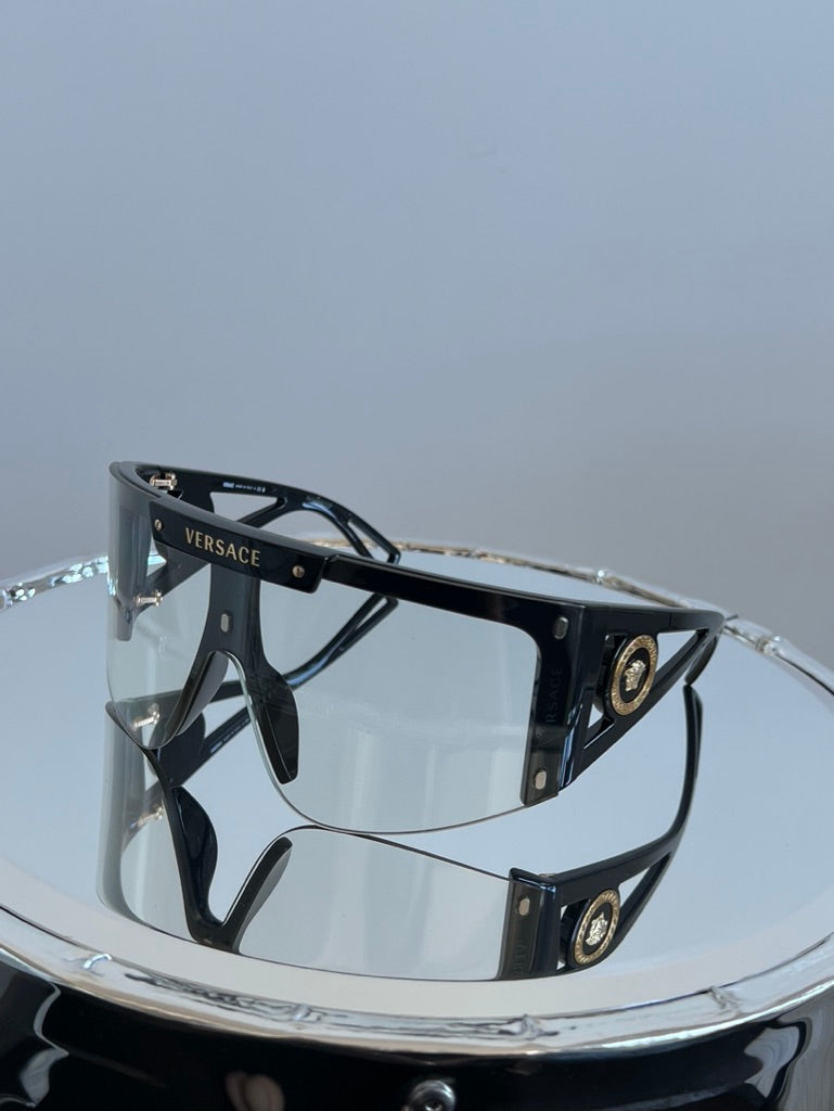 Versace Gafas de sol con protección de lentes magnéticas en negro VE4393
