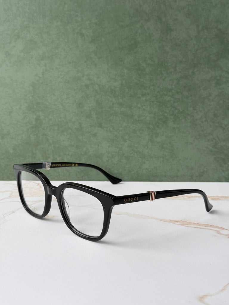 Monturas unisex Gucci GG1429O en negro 