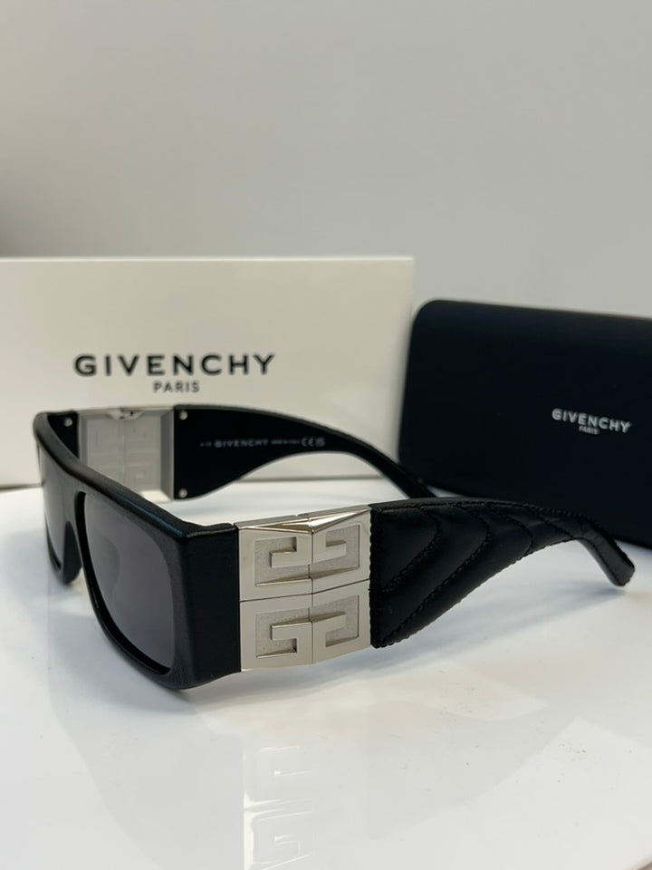 Givenchy GV40034I Leather Sunglasses in Black