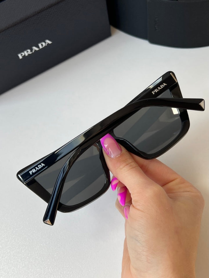Prada PR21ZS Sunglasses in Black