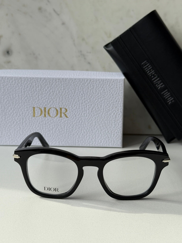 Dior BlacksuitO S21I Squared Frames in Black