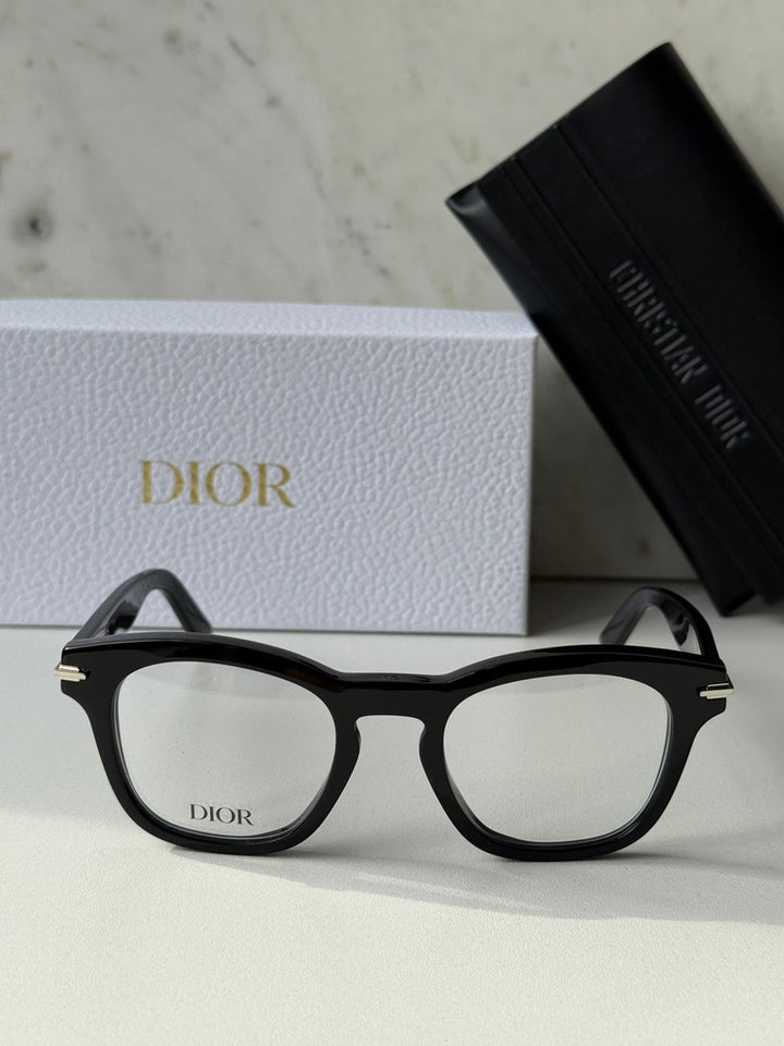 Dior BlacksuitO S21I Squared Frames in Black
