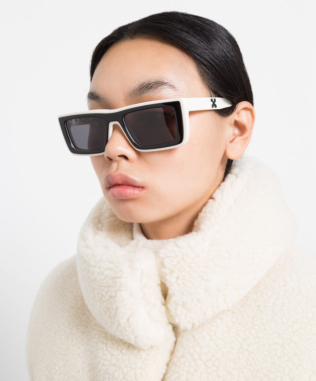 Off White Jacob Sunglasses in White