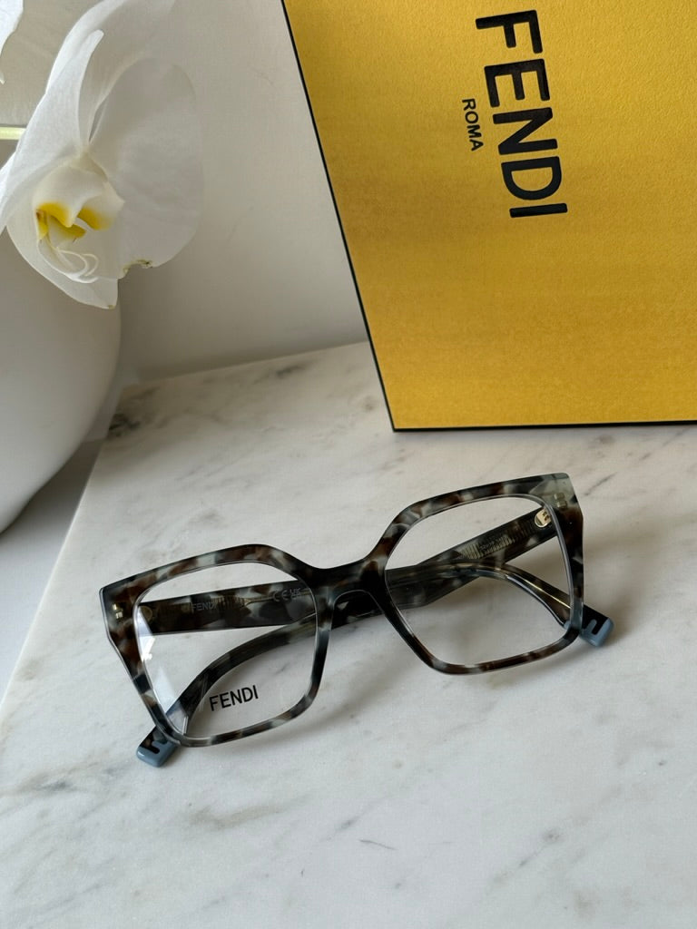 Fendi FE50002I Grey Havana Oversized Frames