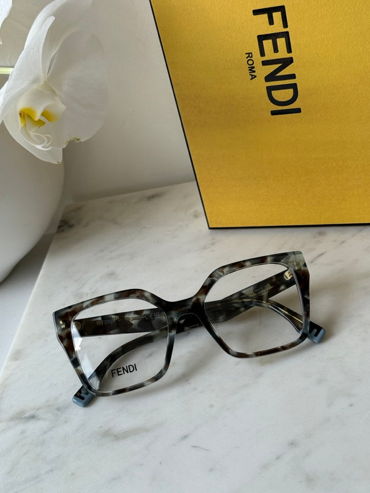 Fendi FE50002I Grey Havana Oversized Frames