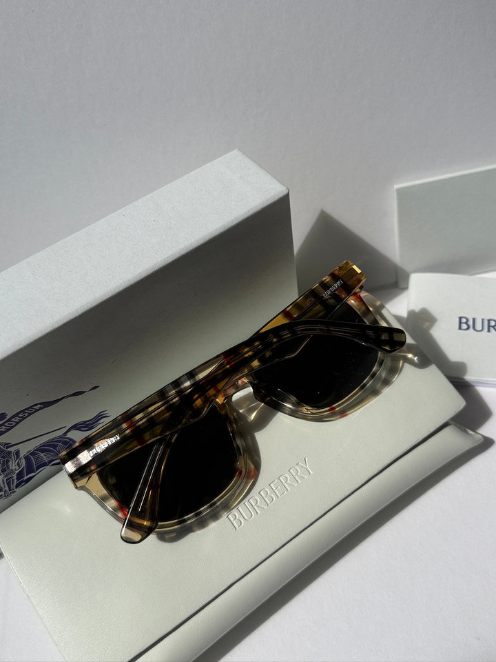 Burberry BE4431U Sunglasses in Vintage Check