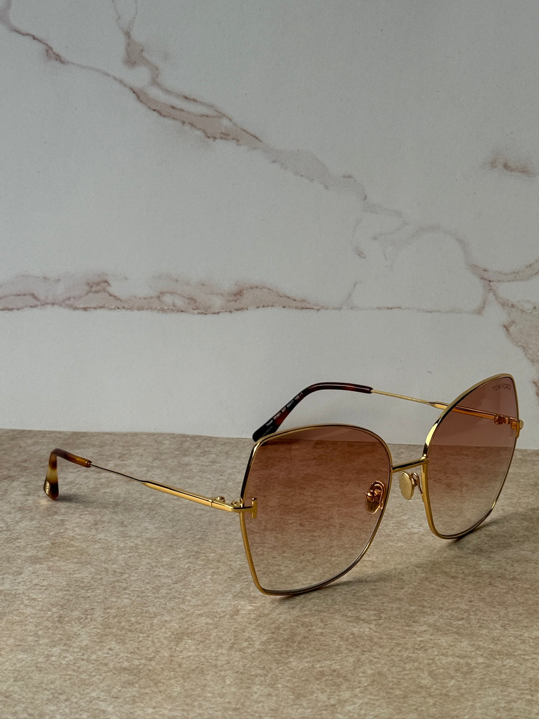 Farah TF0951 gold-tone sunglasses with pink tinted lenses and tortoiseshell arms