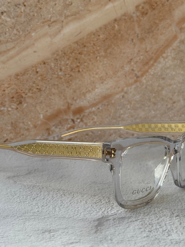 Gucci GG2066O Cat Eye Frames in Transparent Clear