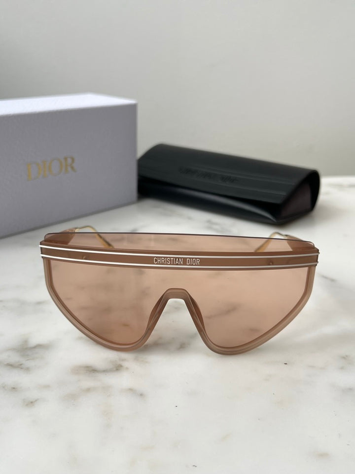 Dior DiorClub M2U Mask Sunglasses in Pink