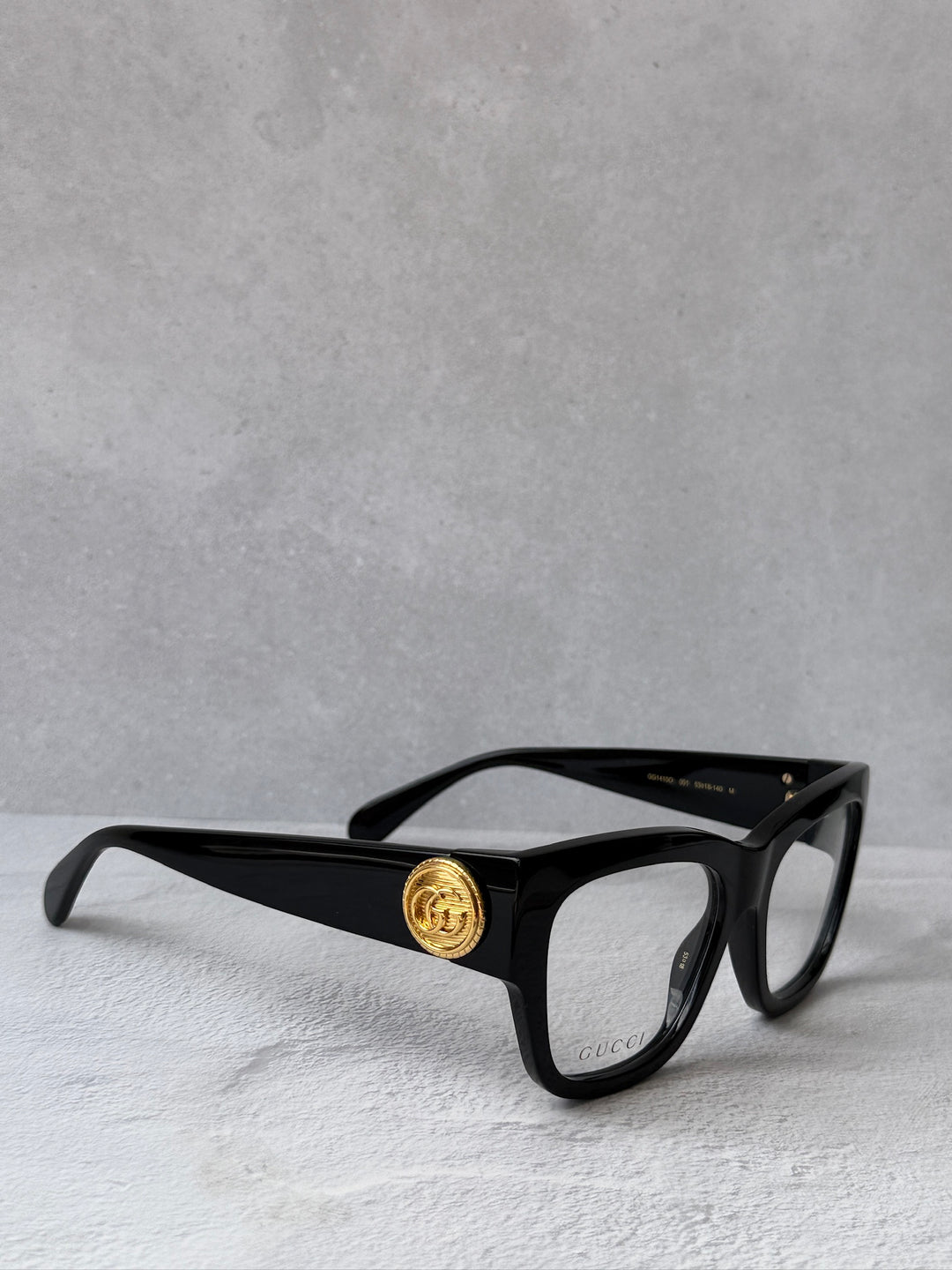 Monturas cuadradas Gucci GG1192O en negro 