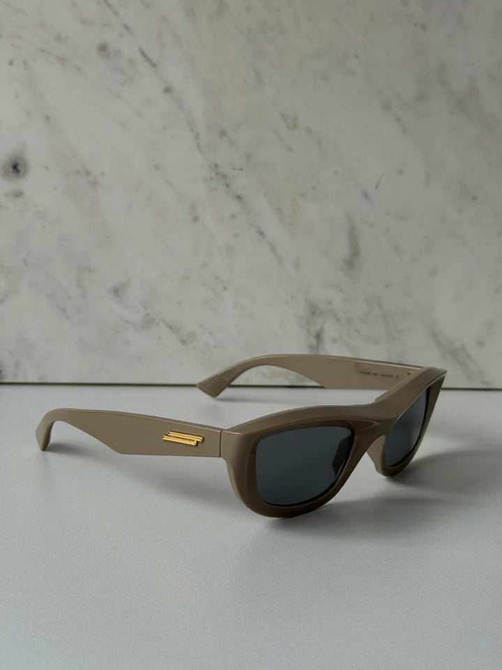 Bottega Veneta BV1326S Wrap Sunglasses in Brown