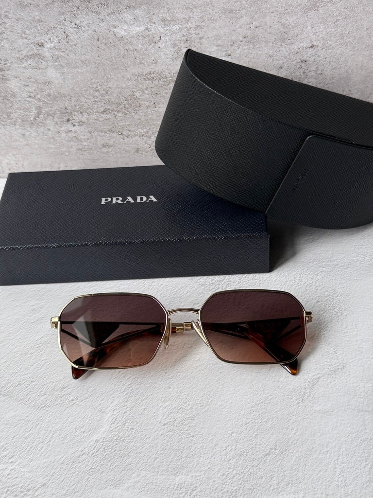 Gafas de sol Prada PR A51S en espejo azul dorado 