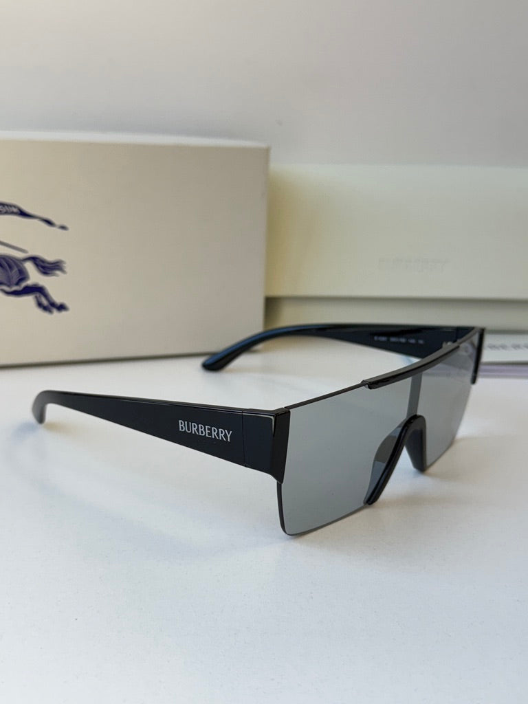 Burberry BE4291 Gafas de sol con escudo espejado en dorado