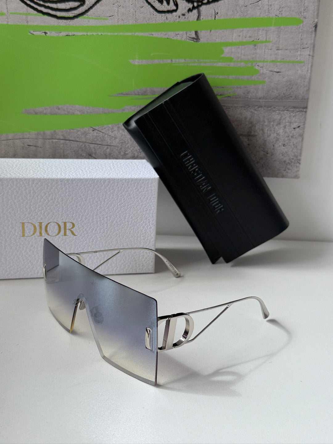 Dior 30Montaigne M1U Oversized Flat Top Sunglasses in Silver Mirror