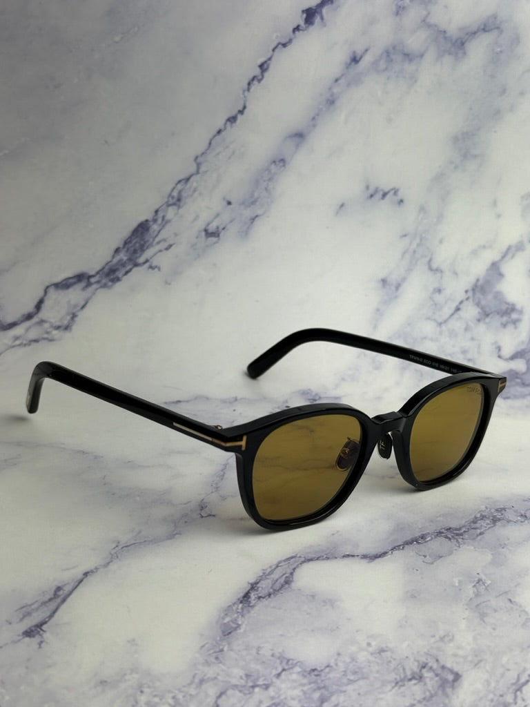 Tom Ford FT0978-D Sunglasses in Black