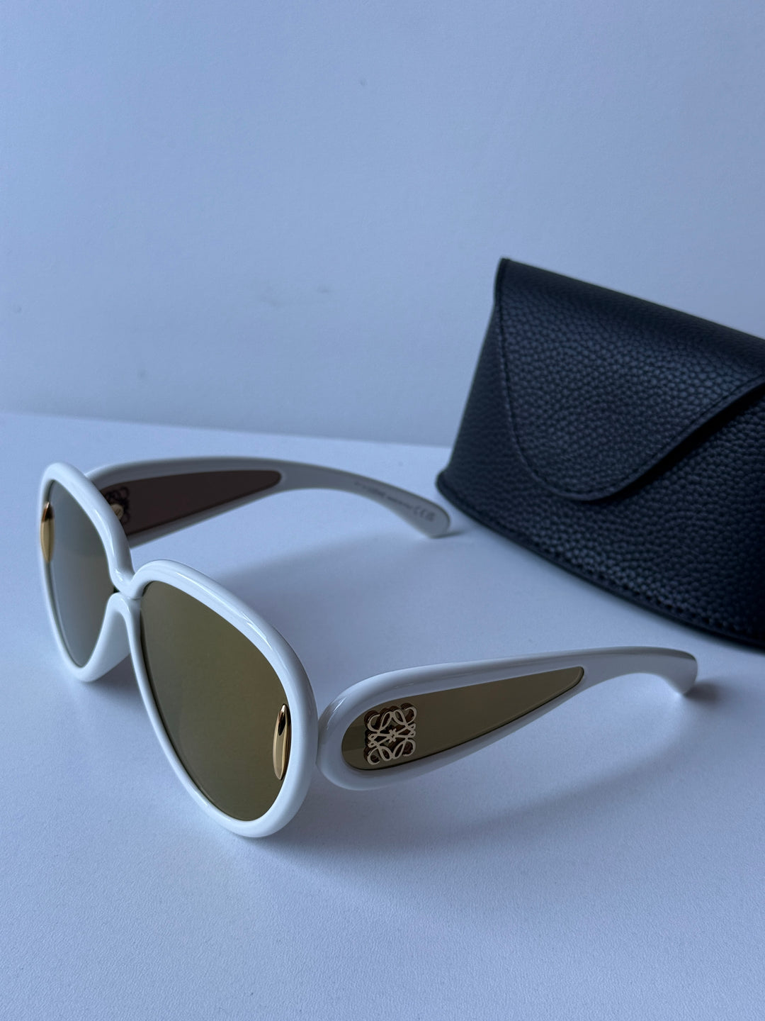 Loewe LW40132I Paula's Ibiza Sunglasses in White Gold Mirror