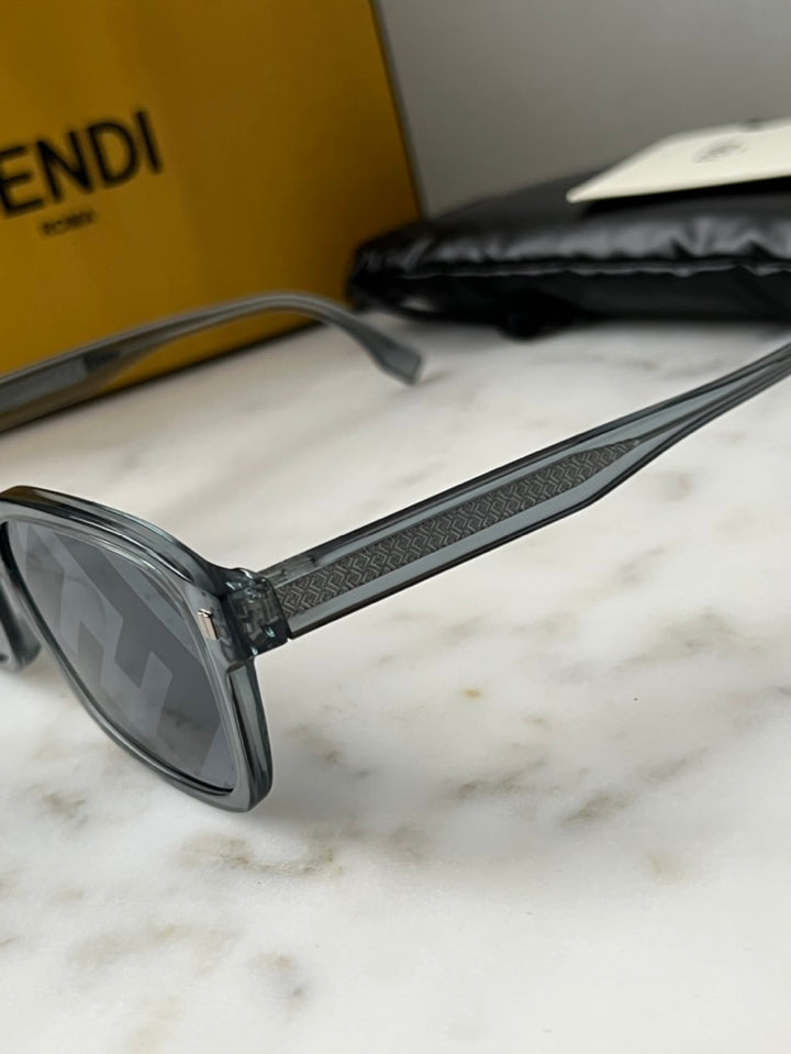 Fendi FE40025F Mirror Logo Sunglasses in Blue