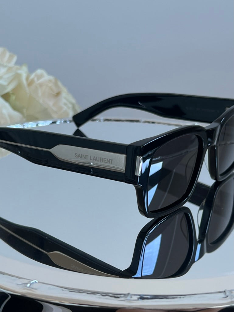 Gafas de sol Saint Laurent SL617 en negro