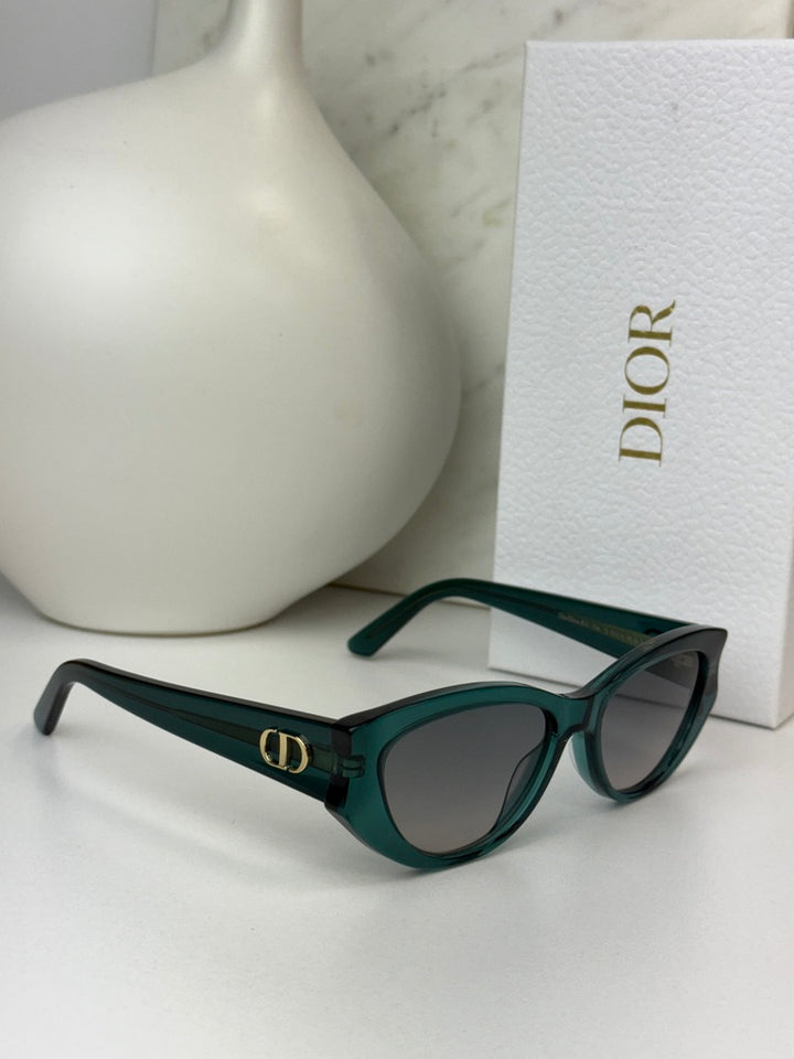 Dior DiorGlow B1I Cat Eye Sunglasses in Green