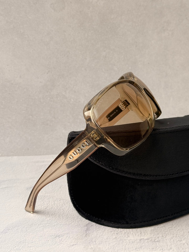 Gafas de sol con montura gruesa en marrón Gucci GG1338SK
