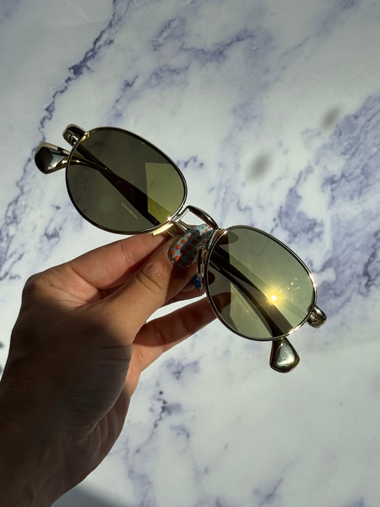 Bottega Veneta BV1396S Round Sunglasses in Gold Mirror