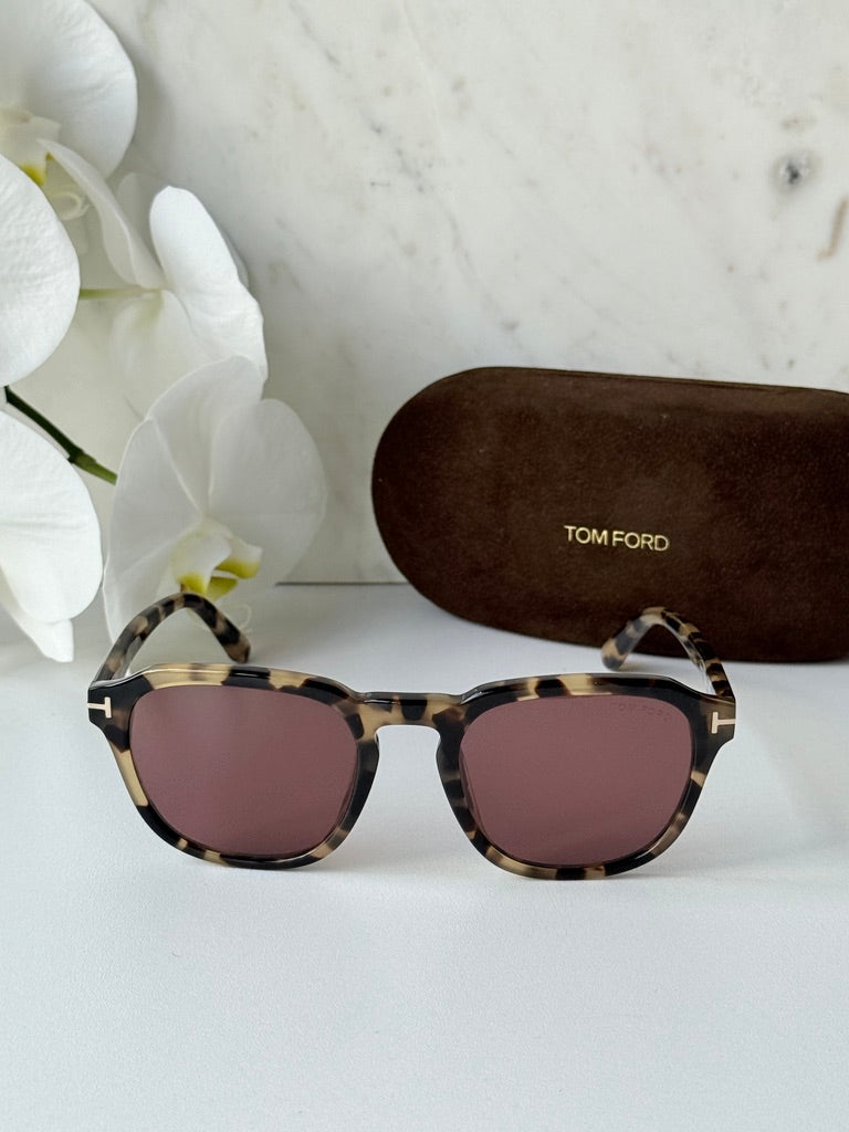 Tom Ford Sari FT0690 Gafas de sol polarizadas negras