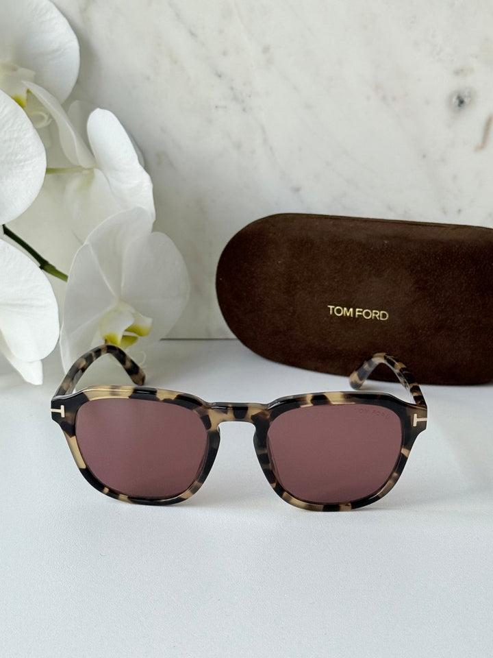Tom Ford Sari FT0690 Gafas de sol polarizadas negras