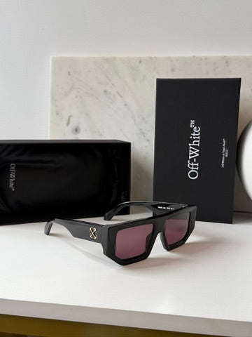 Off White Vancouver Sunglasses in Black Red