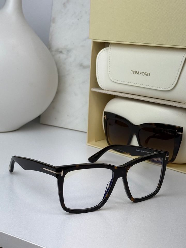 Tom Ford FT5690-B Gafas de sol con clip