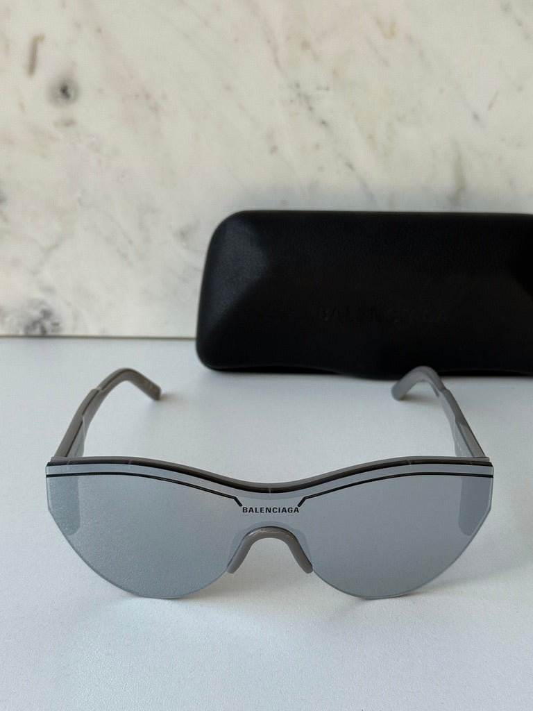 Balenciaga BB0004SA Gafas de sol con escudo espejado en plateado