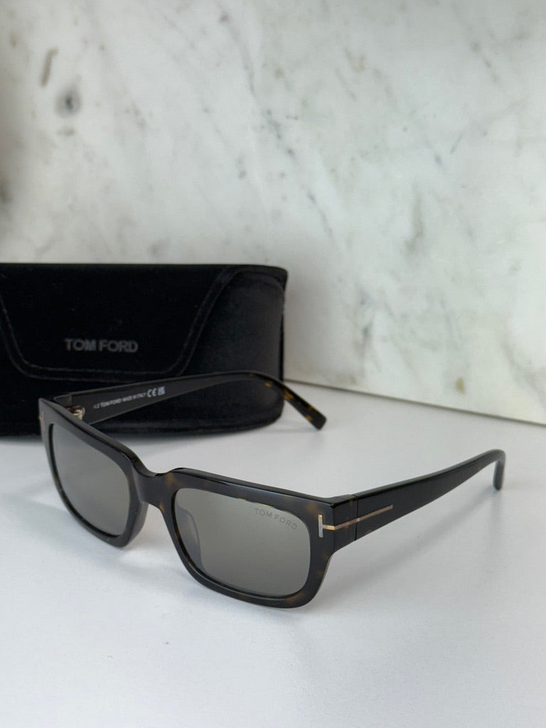 Tom Ford Ezra FT1075 Sunglasses in Brown Mirrored