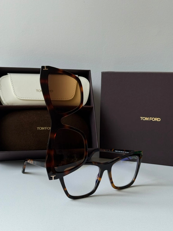Tom Ford FT5690-B Gafas de sol con clip