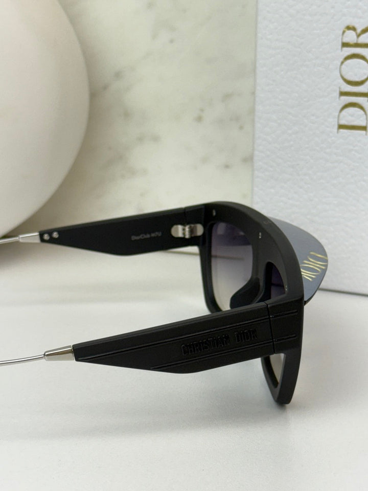 Dior DiorClub M7U Visor Mask Sunglasses in Black