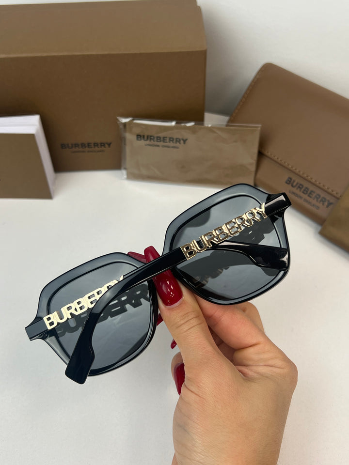 Burberry BE4389 Joni Sunglasses in Black