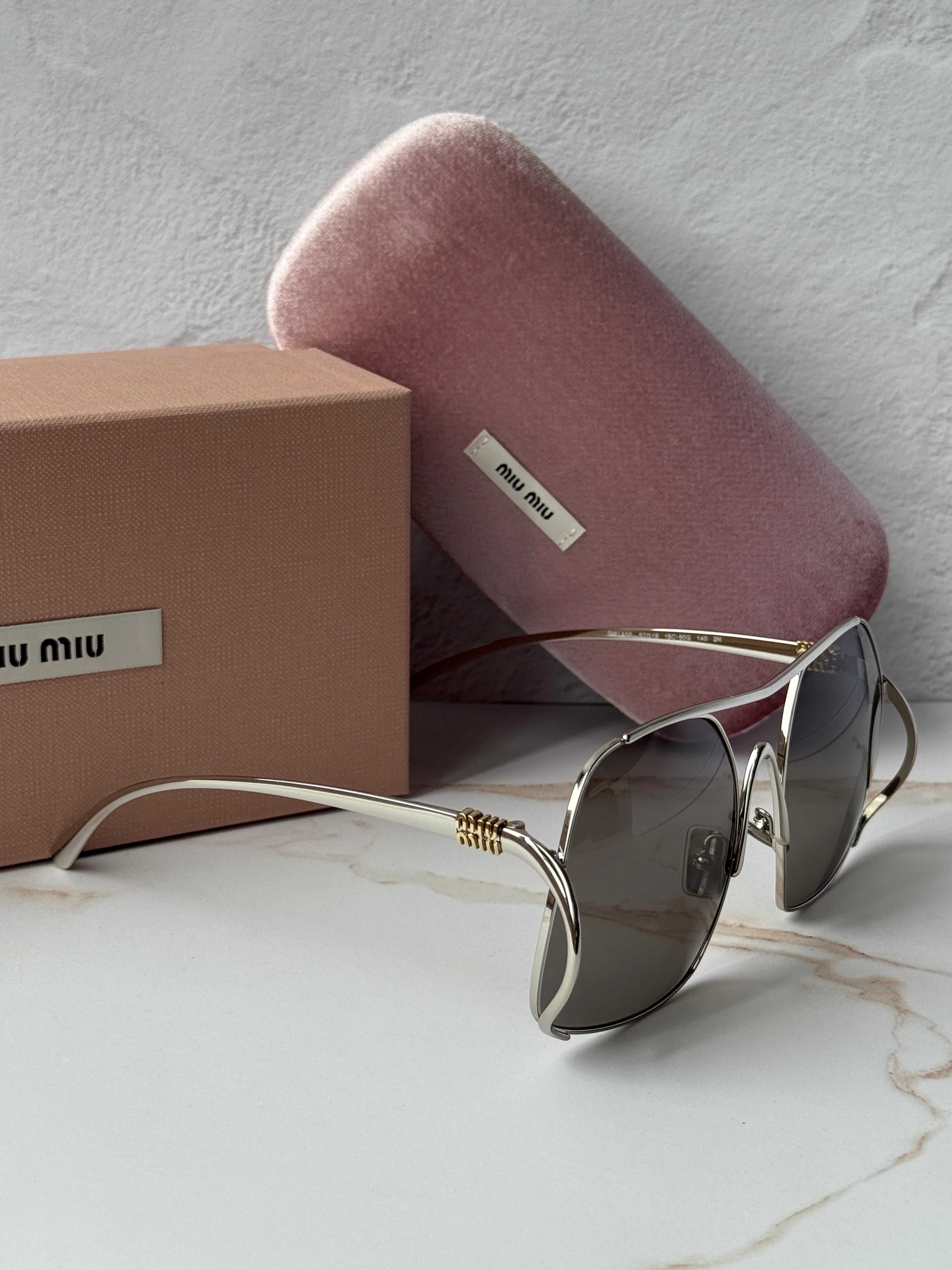 ミイ Miu Miu MU A55S Silver Oversized Aviator | Designer Daydream