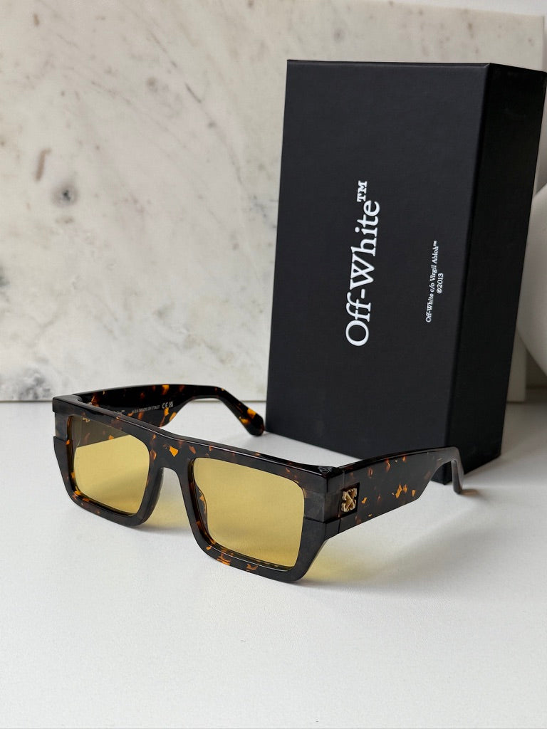 Off White Chester Sunglasses in Havana Brown Yellow