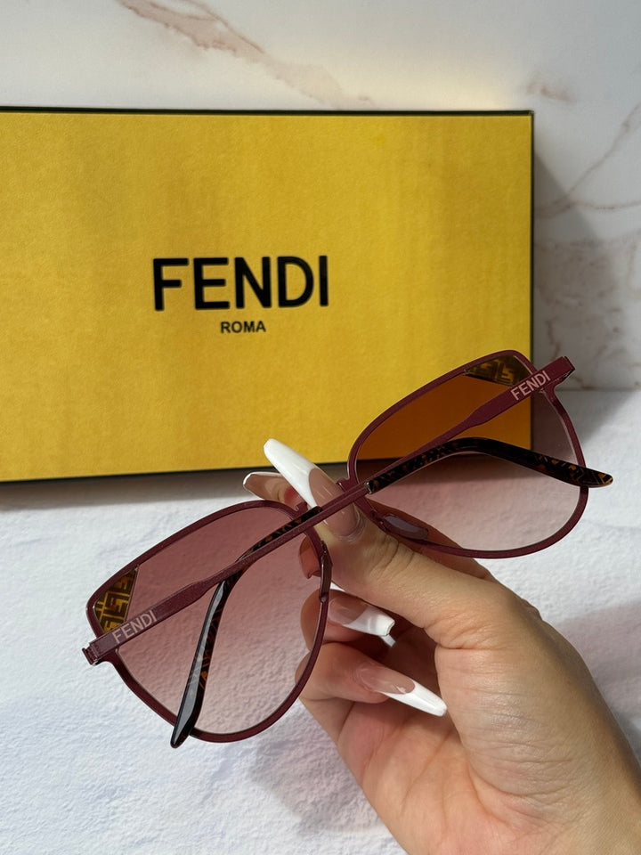 Fendi FE40189U Butterfly Sunglasses in Red