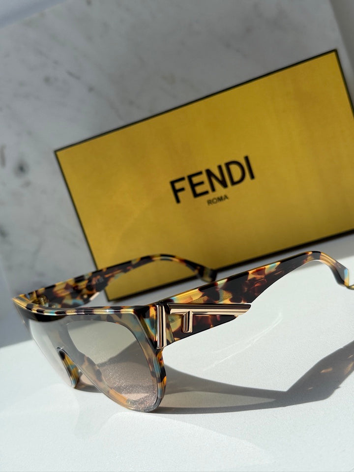 Fendi FE40150I First Flat Top Sunglasses in Havana Brown