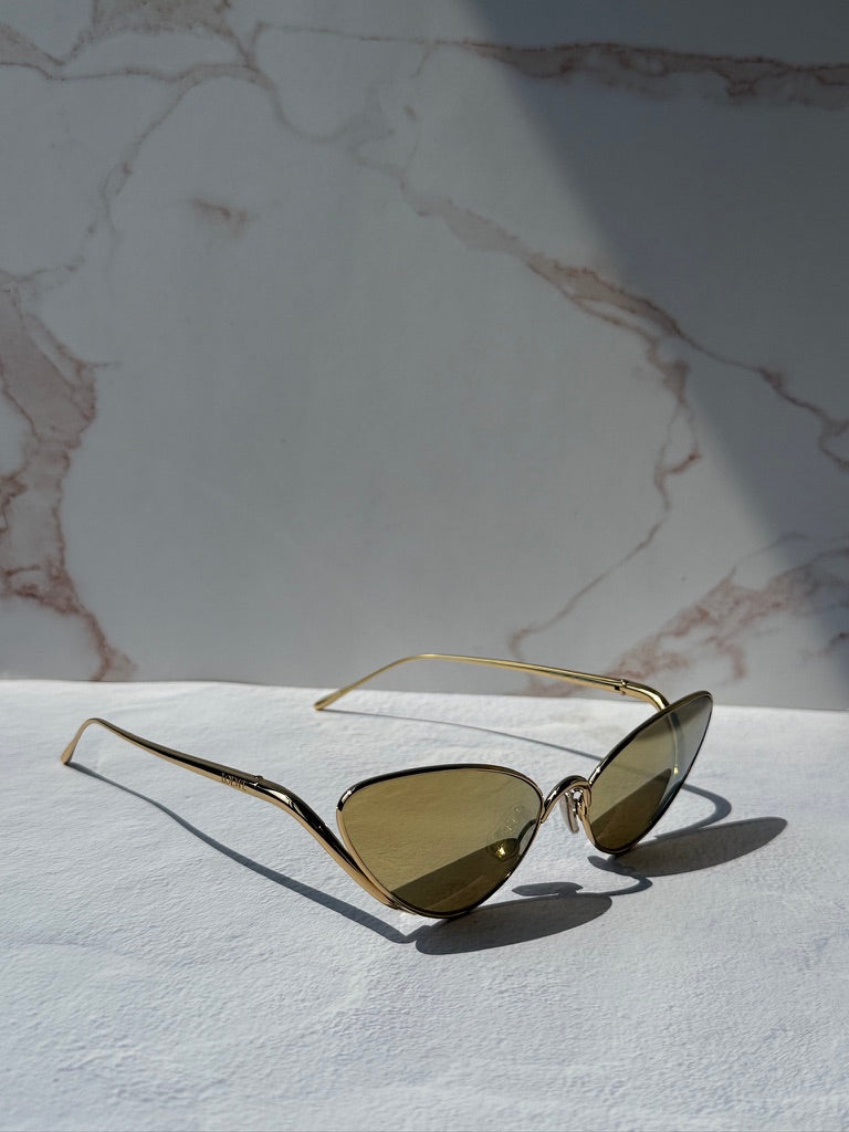 Loewe LW40179U Cat Eye Sunglasses in Gold Mirror