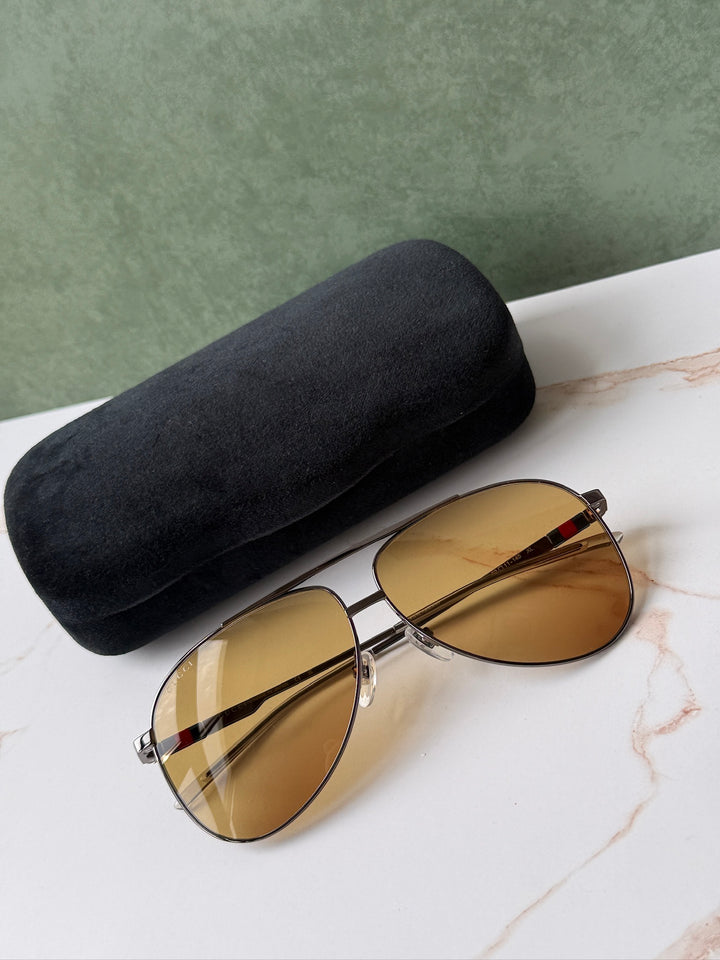Gucci GG1220S Gafas de sol de aviador con monograma verde